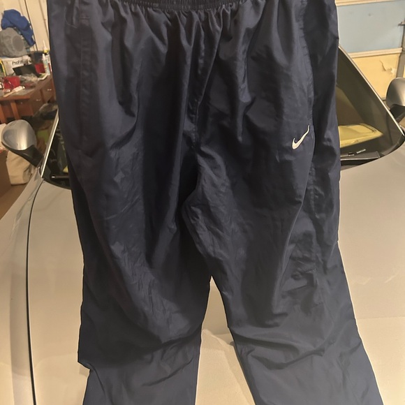 NIKE dri fit athletic pants. - Picture 16 of 16